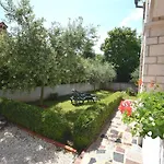 Lovely With Pool In * Poreč