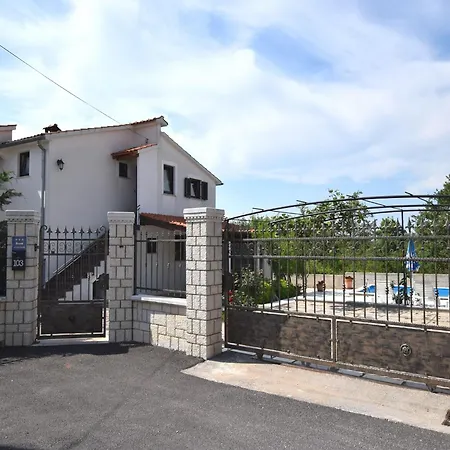 Lovely With Pool In Pore Διαμέρισμα Πόρετς