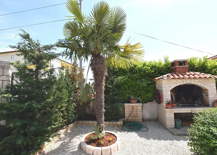 Apartman Lovely With Pool In Porec