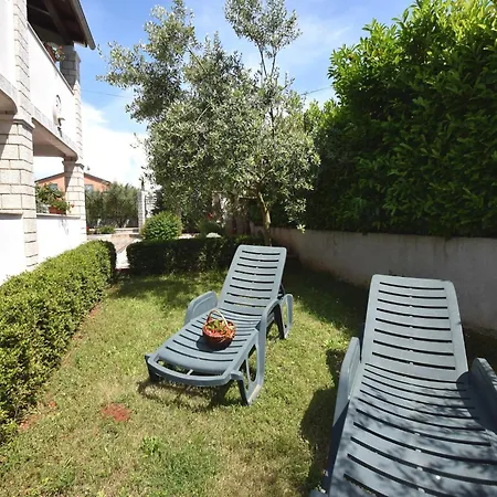 Lovely With Pool In *